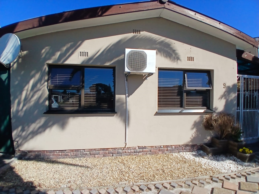 3 Bedroom Property for Sale in Kleinvlei Western Cape